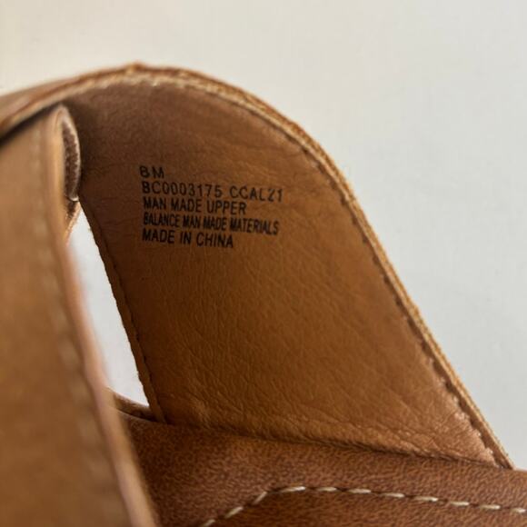B.O.C Born Concept Sunny Wedge Crisscross Strap Sandal Size 8 - Picture 3 of 6